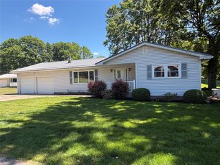 2403 WAGER Road, Erie, PA 16509