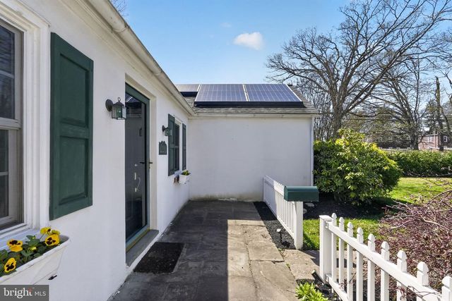 700 HAMILTON ST, Norristown, PA 19401