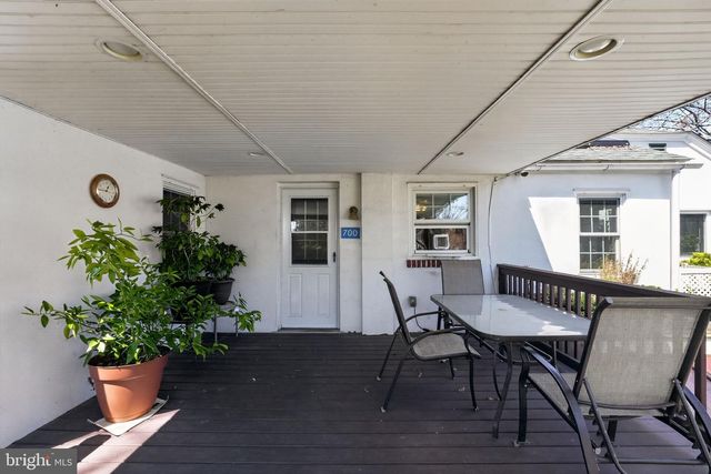 700 HAMILTON ST, Norristown, PA 19401