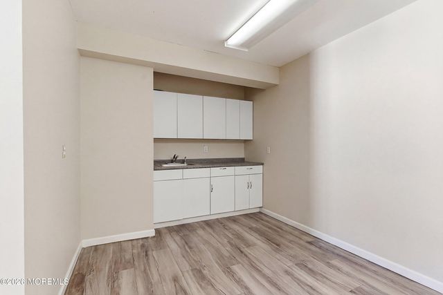 19 Liverpool Court, Jackson, NJ 08527