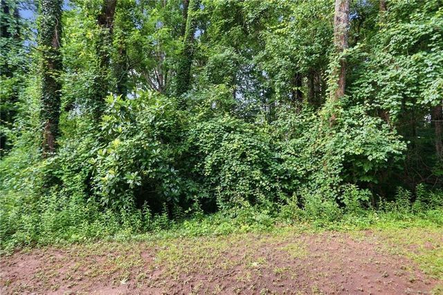 5389 Martins Crossing Road, Stone Mountain, GA 30088