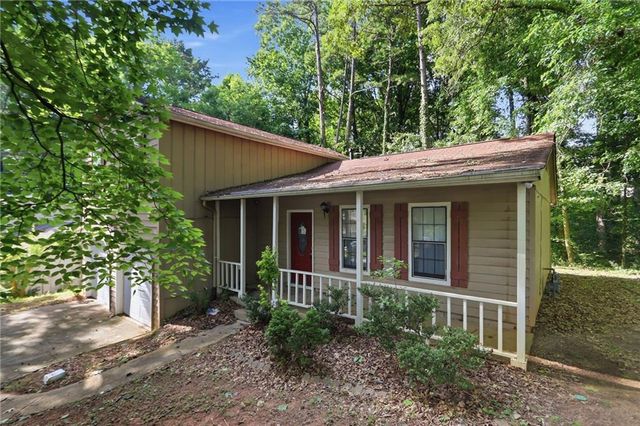 5389 Martins Crossing Road, Stone Mountain, GA 30088