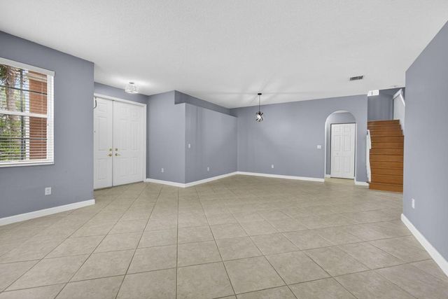 1510 Running Oak Lane, Royal Palm Beach, FL 33411