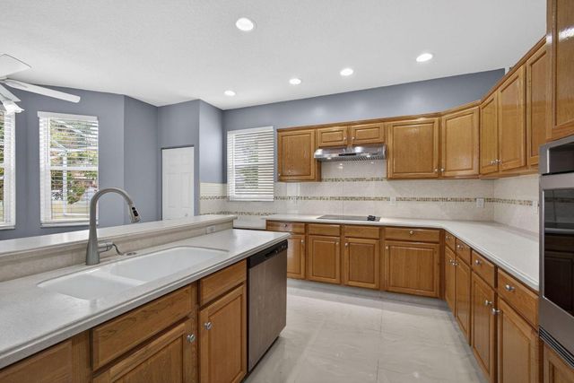 1510 Running Oak Lane, Royal Palm Beach, FL 33411