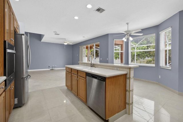 1510 Running Oak Lane, Royal Palm Beach, FL 33411