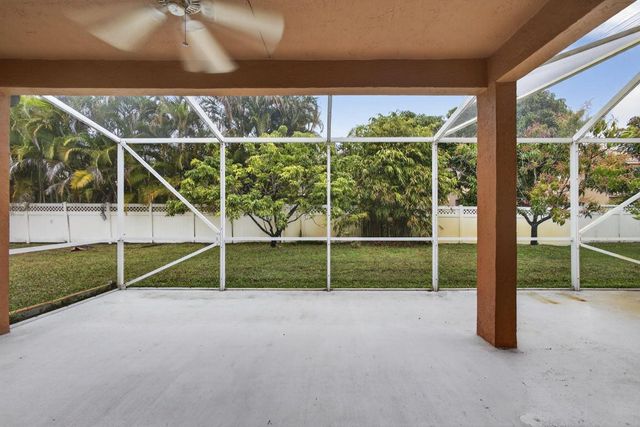 1510 Running Oak Lane, Royal Palm Beach, FL 33411