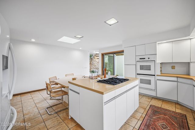 18 Framingham Road, Ocean Twp, NJ 07712