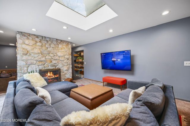 18 Framingham Road, Ocean Twp, NJ 07712