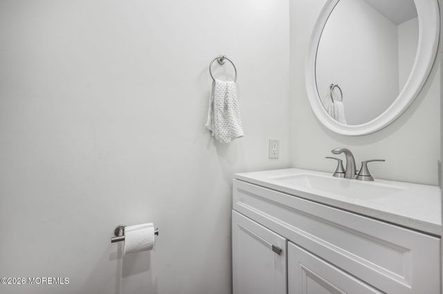 18 Framingham Road, Ocean Twp, NJ 07712