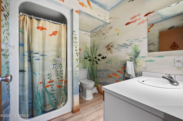 18 Framingham Road, Ocean Twp, NJ 07712