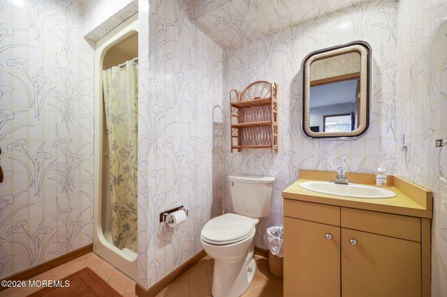 18 Framingham Road, Ocean Twp, NJ 07712