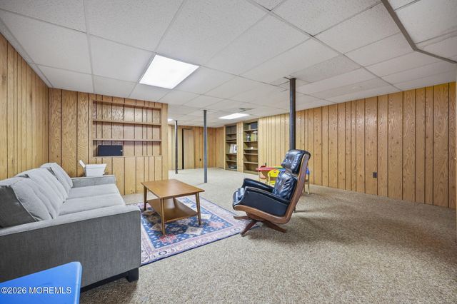 18 Framingham Road, Ocean Twp, NJ 07712