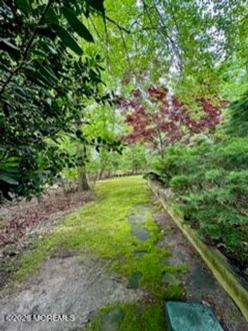 18 Framingham Road, Ocean Twp, NJ 07712