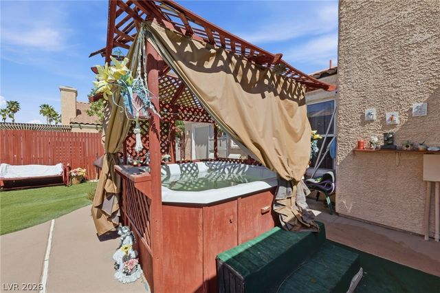 4921 Breezy Day Drive, North Las Vegas, NV 89031