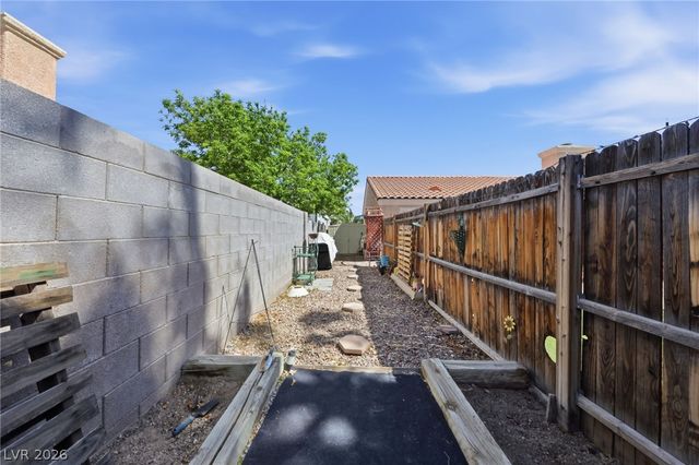 4921 Breezy Day Drive, North Las Vegas, NV 89031