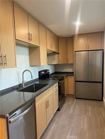 225 S Cahuilla, Palm Springs, CA 92262
