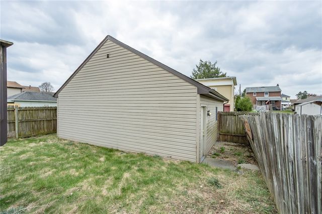 1103 Liberty Ave, Harrison Twp, PA 15065