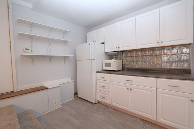 18 Smith Corner Road, Plaistow, NH 03865