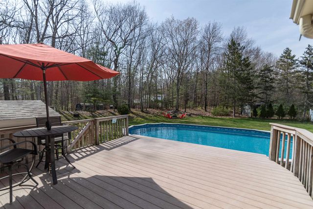 18 Smith Corner Road, Plaistow, NH 03865