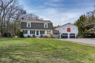 18 Smith Corner Road, Plaistow, NH 03865