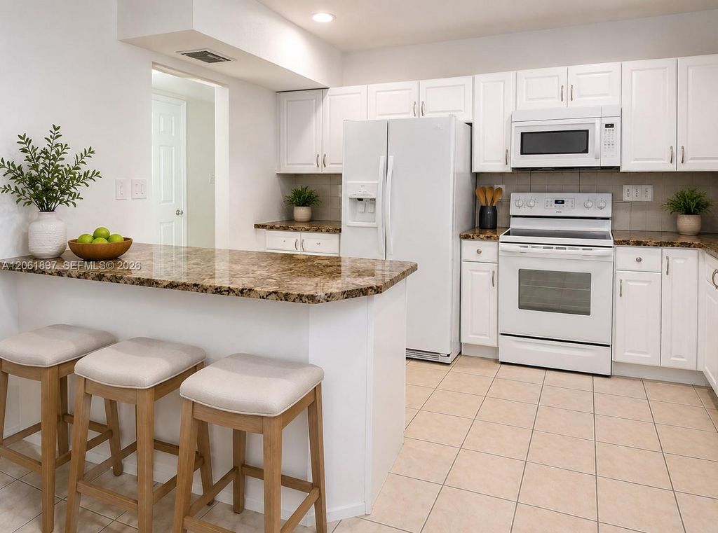 20381 NE 30th Avenue 1207, Aventura, FL 33180