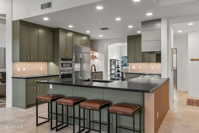 10930 E QUARRY Trail, Scottsdale, AZ 85262