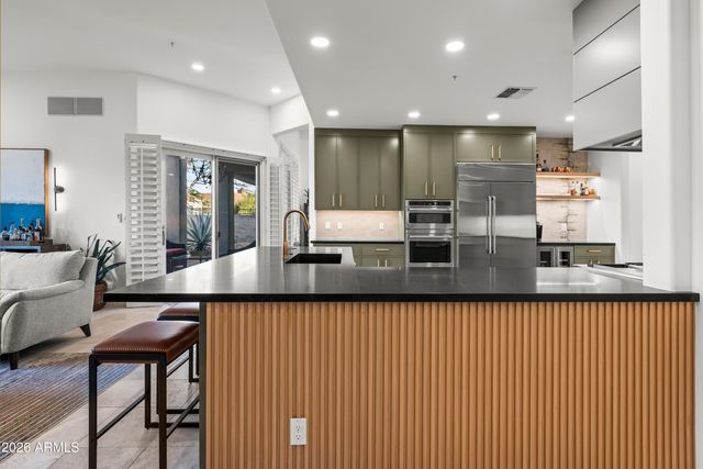 10930 E QUARRY Trail, Scottsdale, AZ 85262