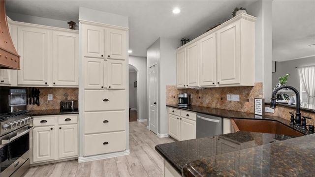 2437 La Rochelle Court, Seabrook, TX 77586