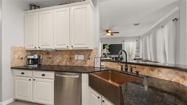 2437 La Rochelle Court, Seabrook, TX 77586