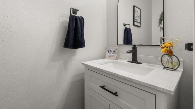 2437 La Rochelle Court, Seabrook, TX 77586