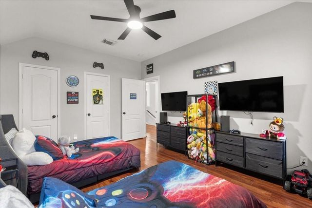 2437 La Rochelle Court, Seabrook, TX 77586