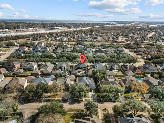 2437 La Rochelle Court, Seabrook, TX 77586