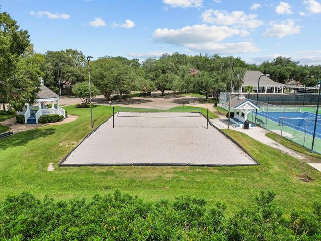 2437 La Rochelle Court, Seabrook, TX 77586