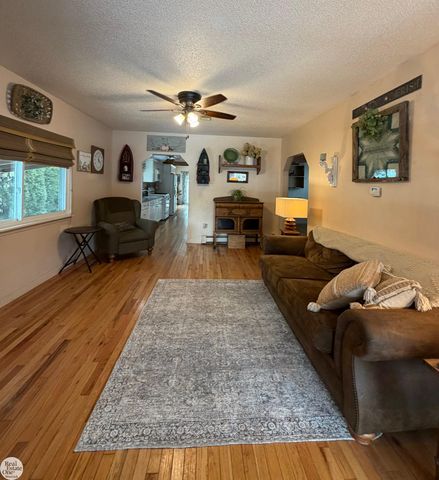 486 N Belle River Avenue, Marine City, MI 48039