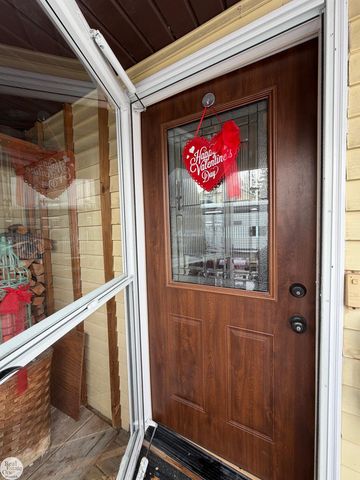 486 N Belle River Avenue, Marine City, MI 48039