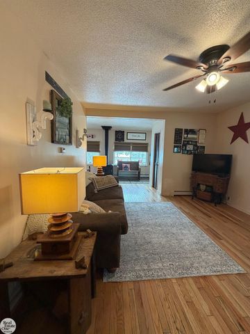 486 N Belle River Avenue, Marine City, MI 48039