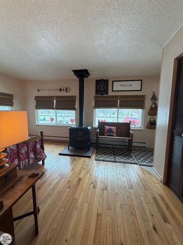 486 N Belle River Avenue, Marine City, MI 48039