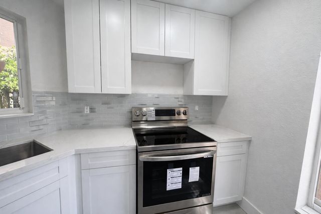 6363 Seagrape Circle, Margate, FL 33063