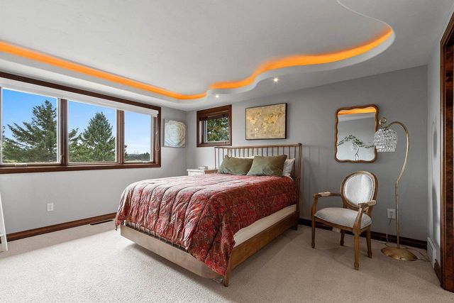 4349 WINDEMER LANE, Hobart, WI 54155