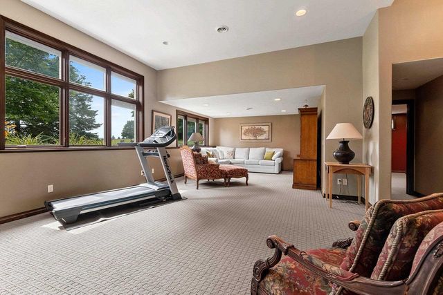 4349 WINDEMER LANE, Hobart, WI 54155