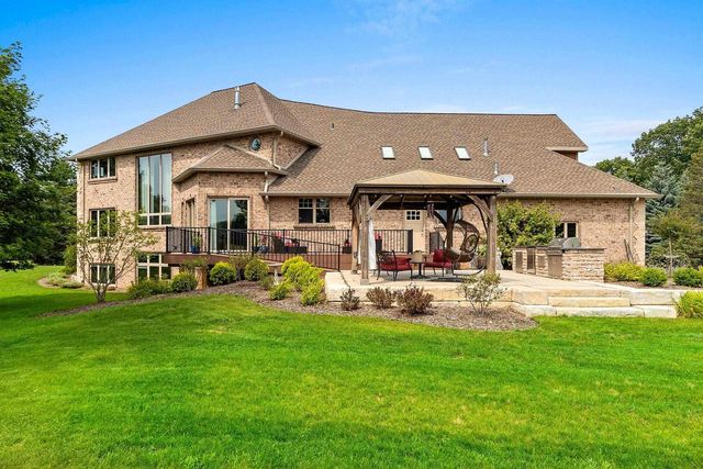 4349 WINDEMER LANE, Hobart, WI 54155