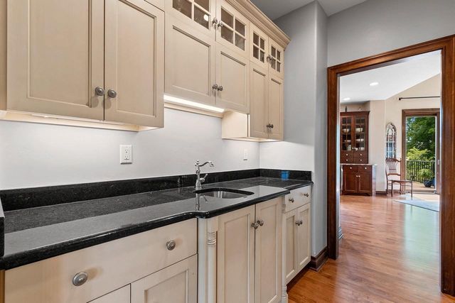 4349 WINDEMER LANE, Hobart, WI 54155