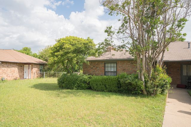 1731 Dynasty Circle, Glenn Heights, TX 75154