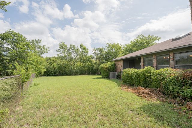 1731 Dynasty Circle, Glenn Heights, TX 75154