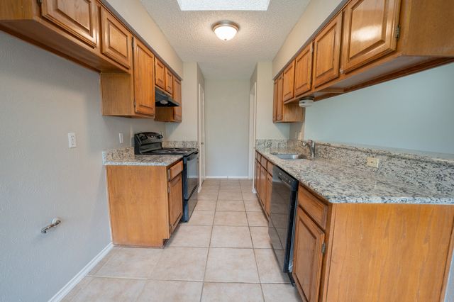 1731 Dynasty Circle, Glenn Heights, TX 75154