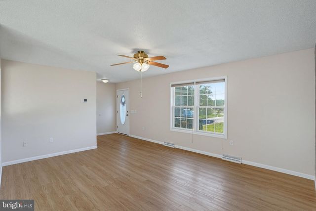1358 TURKEY POINT RD, Felton, DE 19943