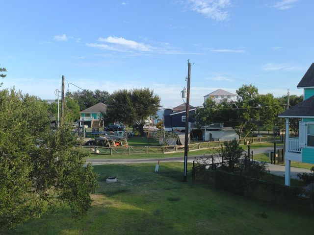 2370 Bryan Street, San Leon, TX 77539