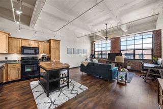 905 3rd Street SE 412, Cedar Rapids, IA 52401