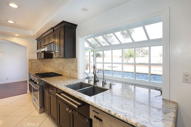 18962 Crimson Circle, Huntington Beach, CA 92646