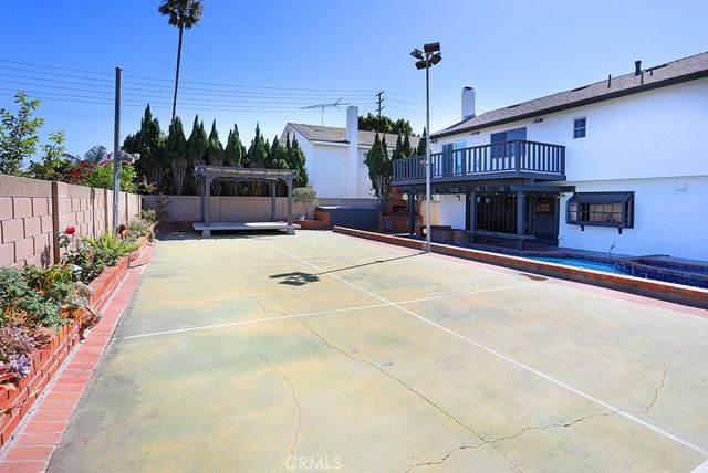18962 Crimson Circle, Huntington Beach, CA 92646